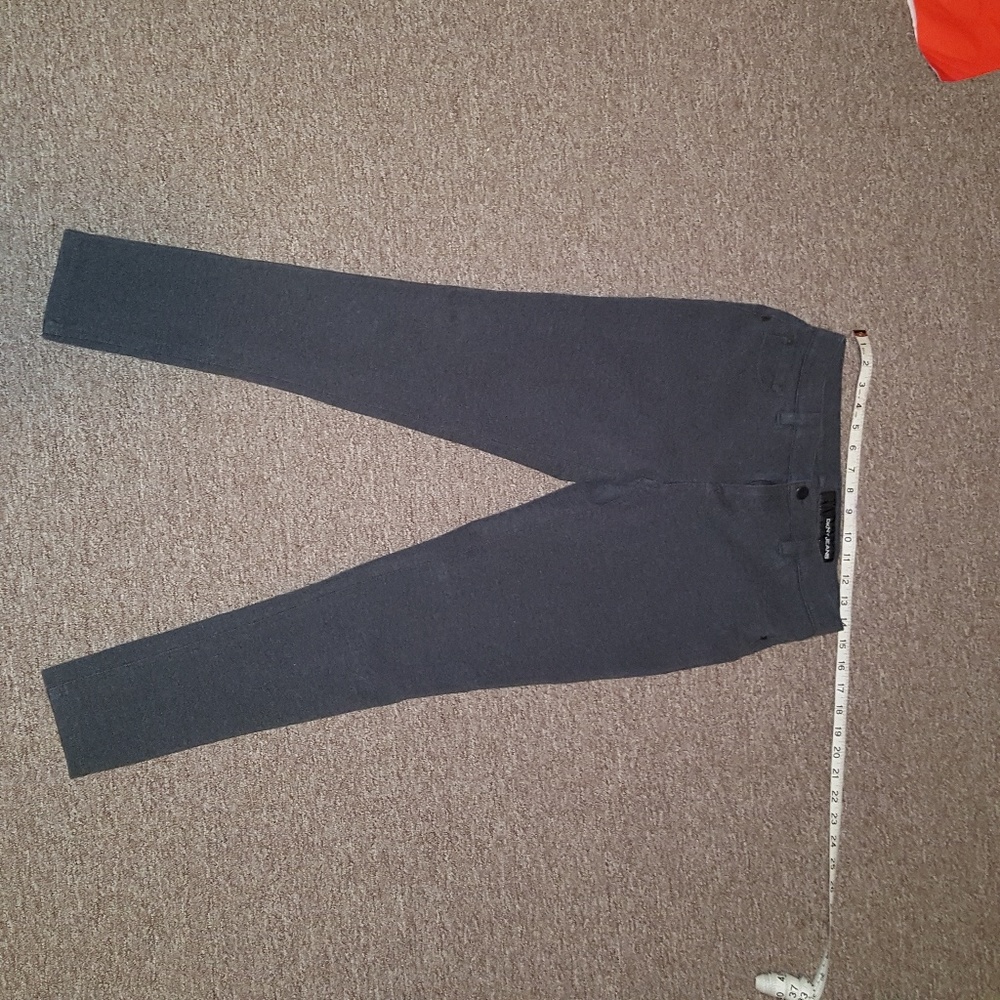 DKNY JEANS
